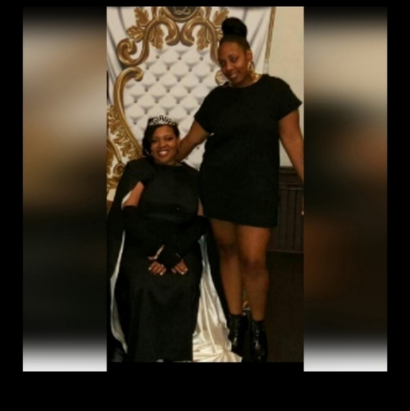 Saks Fifth Avenue Black Label Dresses & Skirts - EyeCatcher Evening Dress
